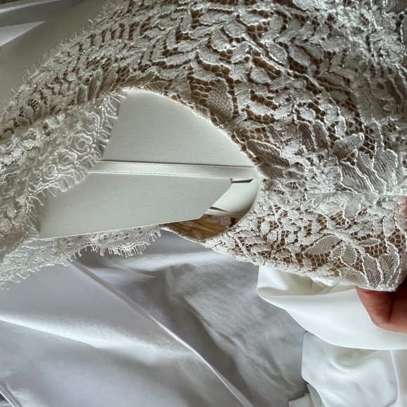 Anais Anette Rae Wedding Dress - Picture 14 of 15